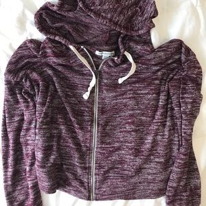 Maroon American eagle sweatshirt